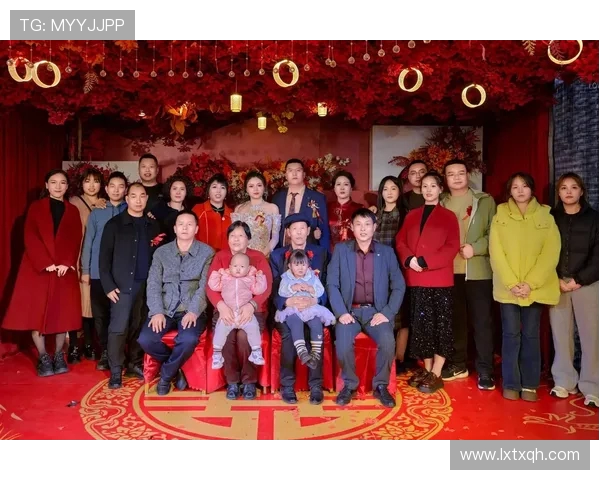 幸福满溢库嫂分享全家福六口之家甜蜜瞬间尽显温馨